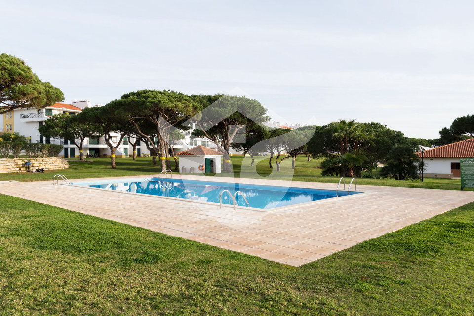 Apartamento penthouse com terraço privativo, em Vila Sol, perto do